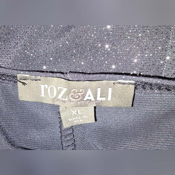 Roz & Ali Metallic  Sparkle Gray Cowl Neck Top SLEEVELESS Size XL - Picture 5 of 6